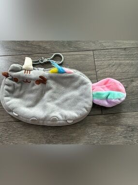 Pusheen coin purse